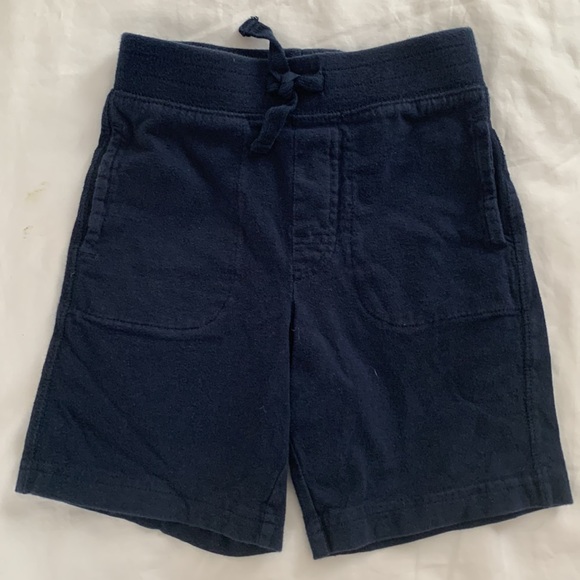 GAP bundle - Size 4 YRS - Shirts & Shorts - Picture 9 of 11